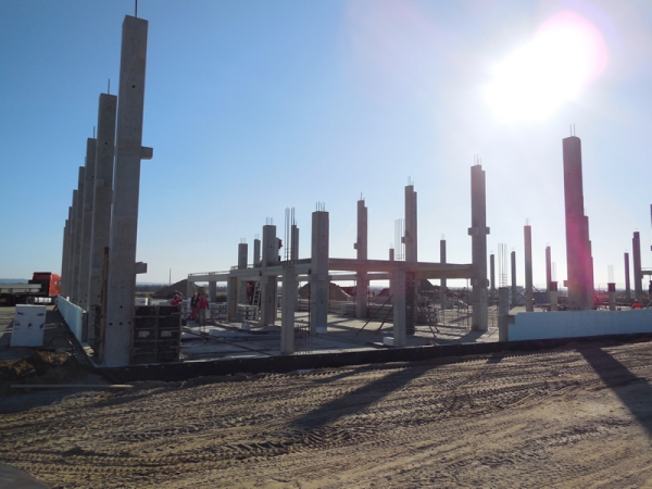 Szkoła lotnicza wraz z bazą magazynową w Jasionce...